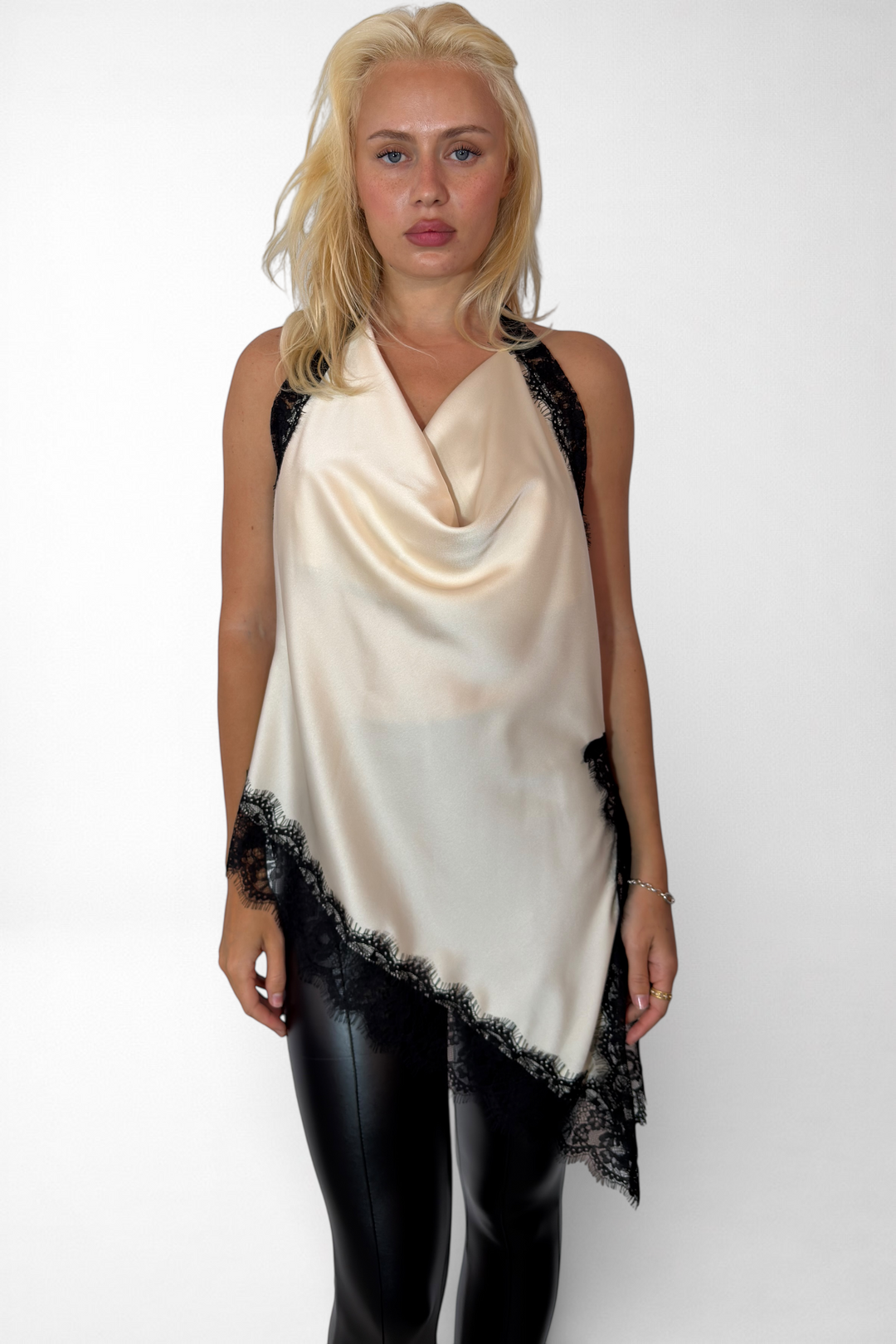 Top lencero satinado