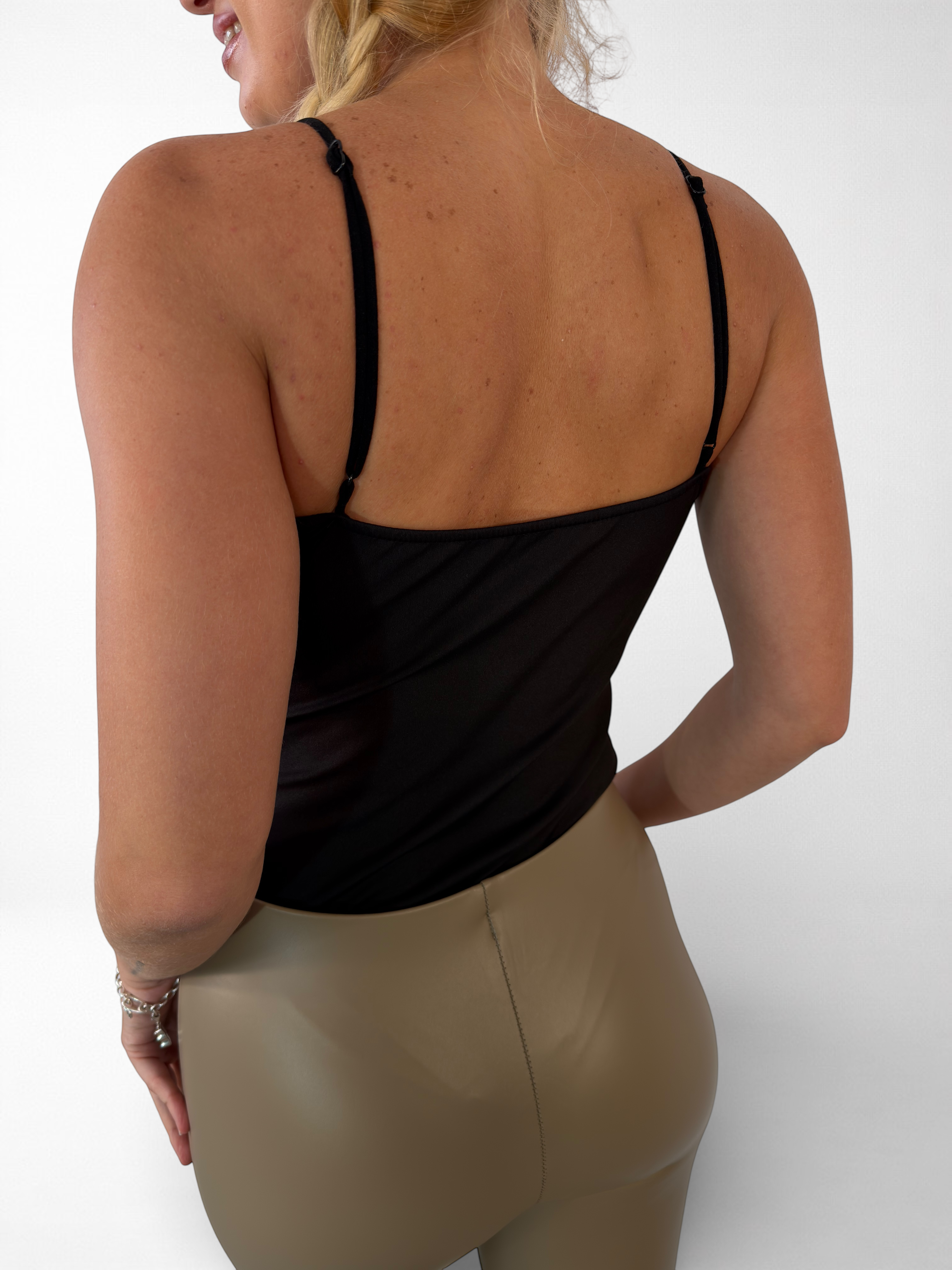 Body Antonia