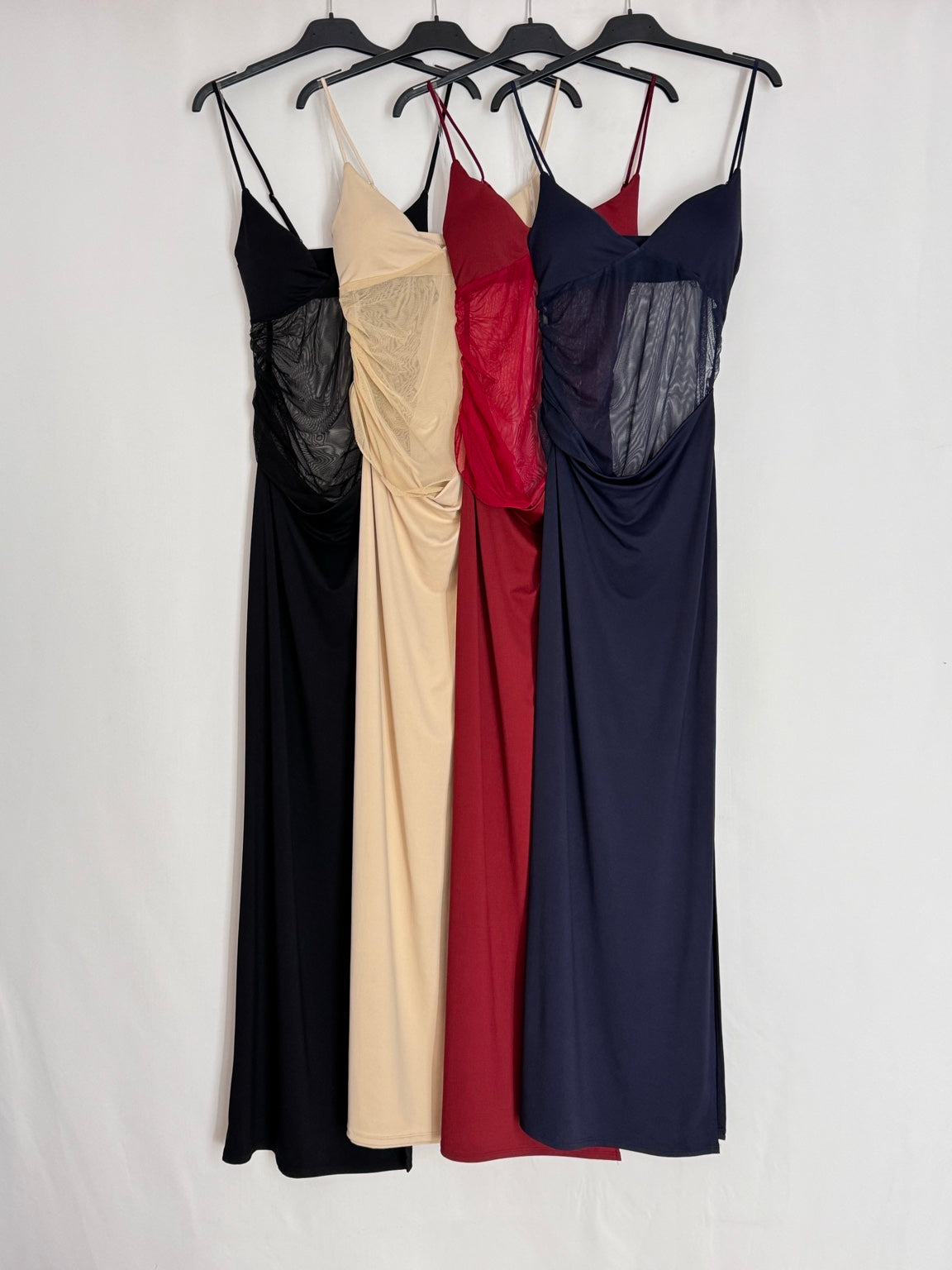 Vestido Milena colores negro beige vino y azul marino