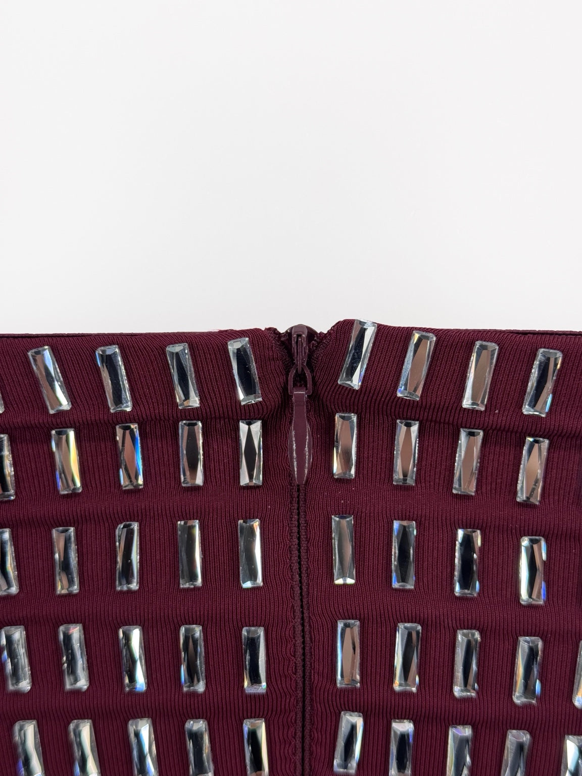 Detalle de cristales del Vestido Aurelia - MIAyMIA
