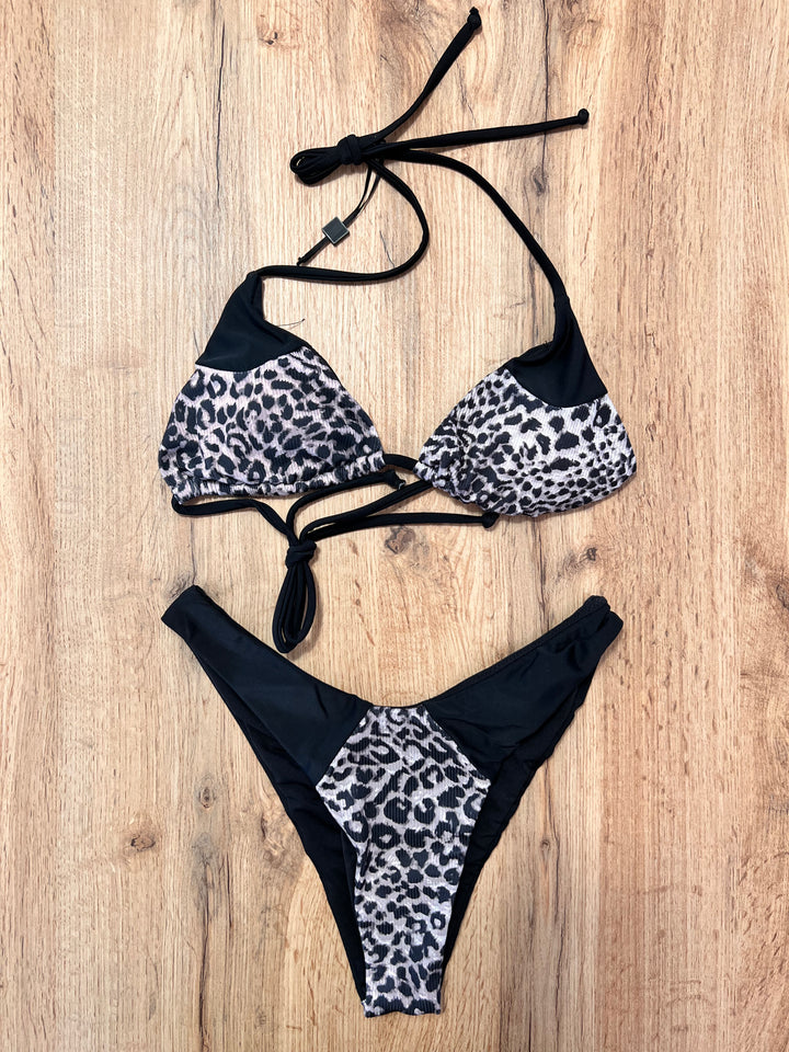 Bikini Leo