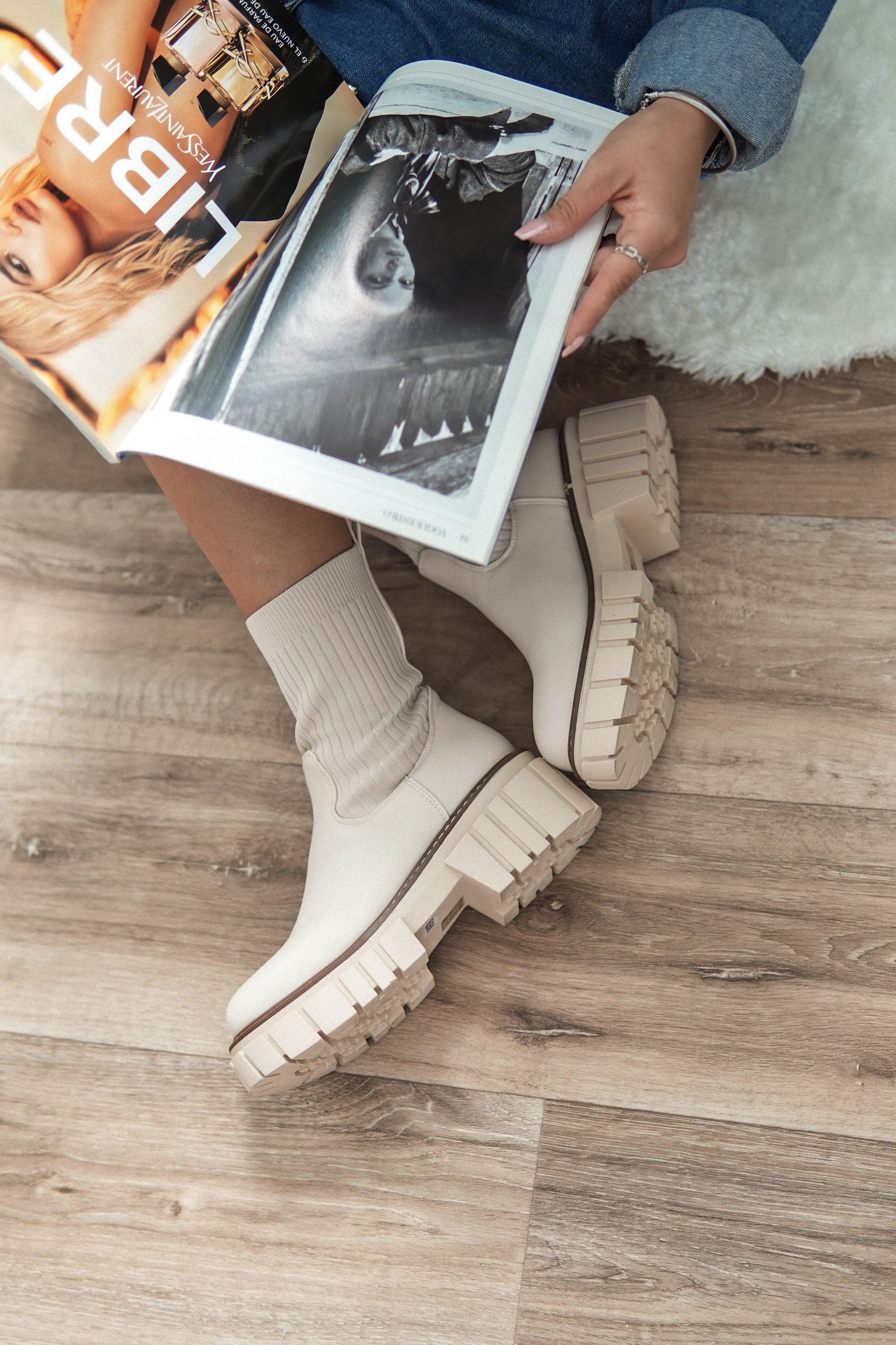 Botas Crema